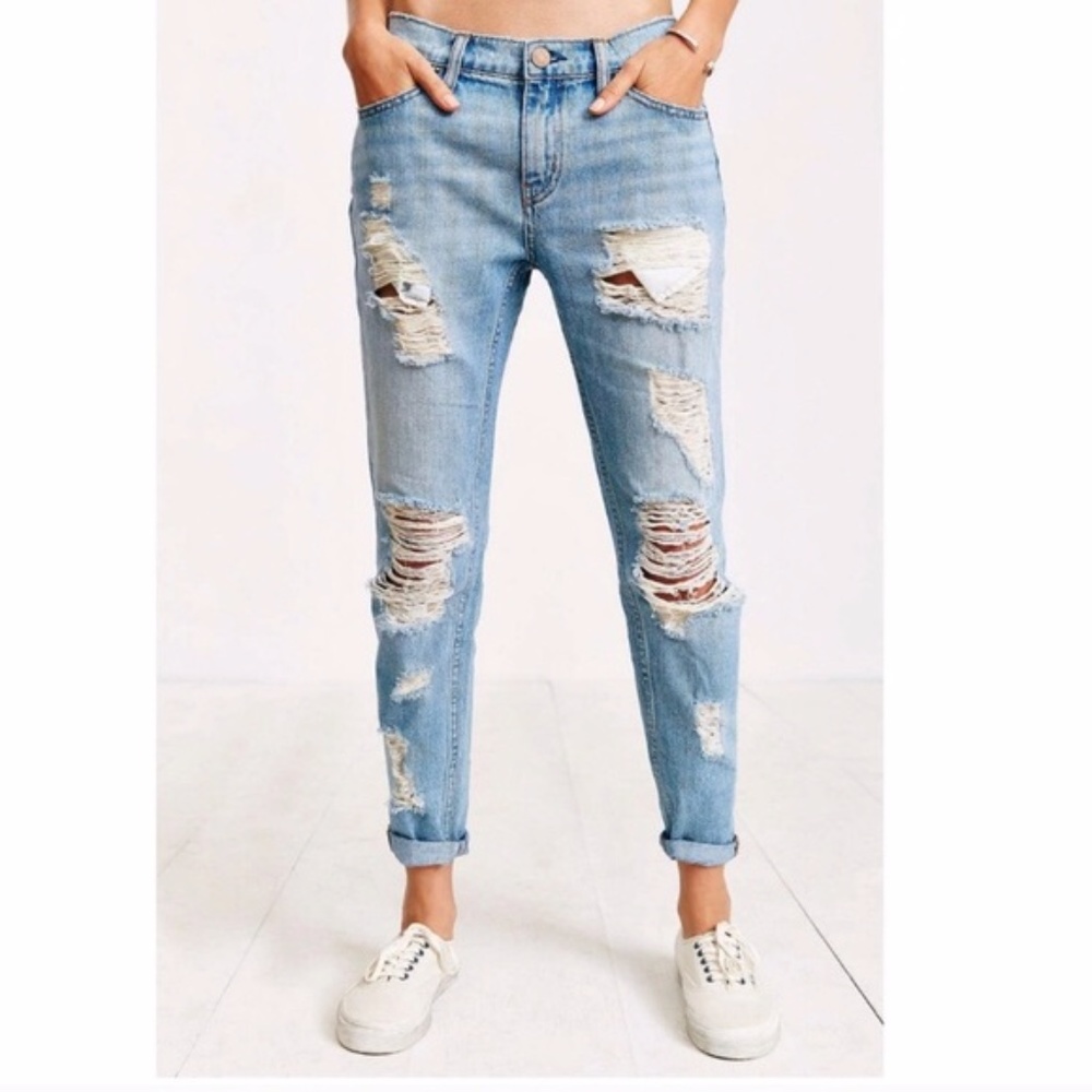 BDG Jeans Boyfriend Fit Slim Low Rise 27